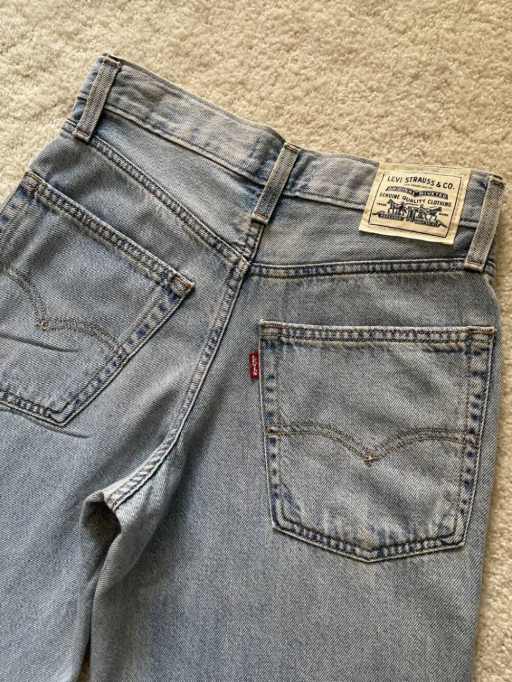NWT Levi's Baggy Dad Mid Rise Wide Leg Women's Jeans Size 24/30 - Picture 6 of 12